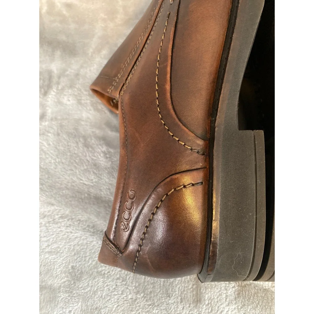 ECCO Helsinki Slip On EU 42 US 8-8.5 Brown Leather Comfort Loafers Dress Shoes